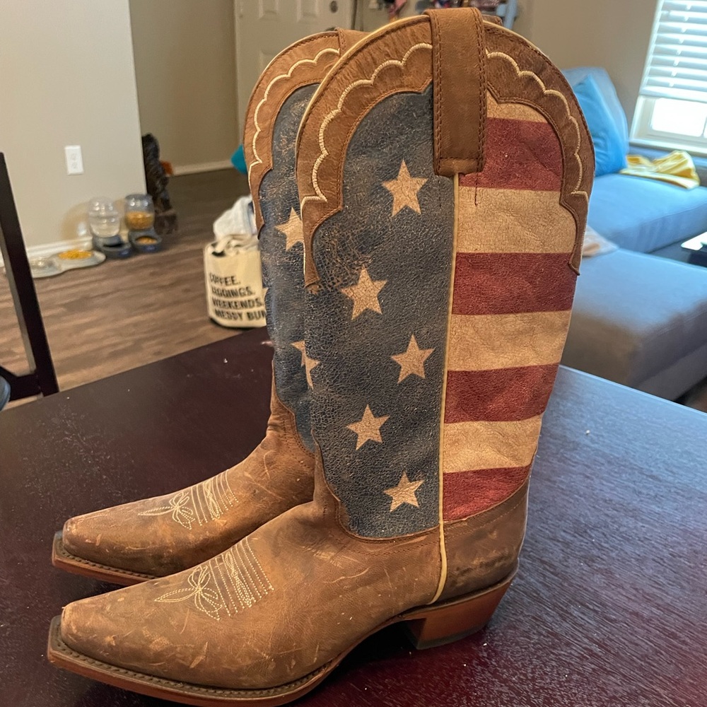 Shyanne American Flag boots womens s7
